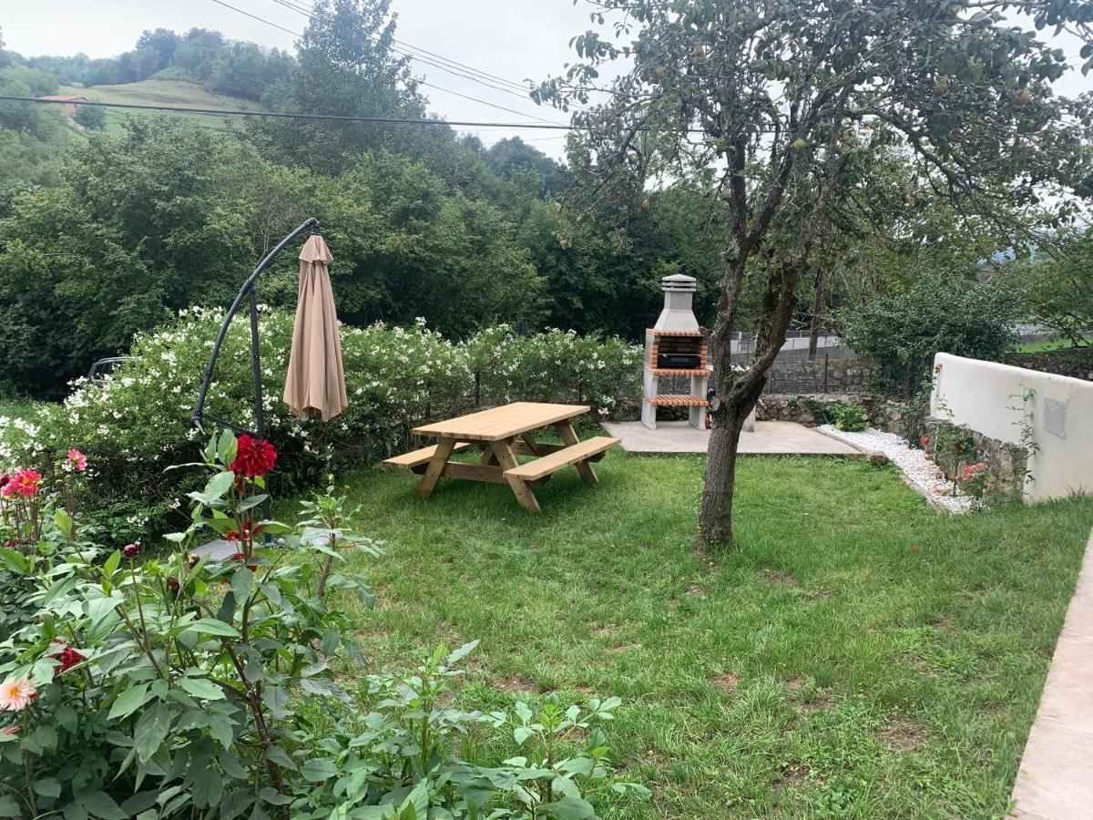 El Rubiu La Tita Villa Llano-Con Exterior photo